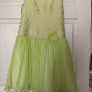 Girls formal dress size 16